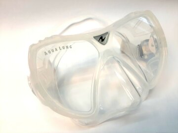 Potapecska-maska-bryle-Aqualung-Sport-Visionflex-LX-frameless-transparentni.jpg